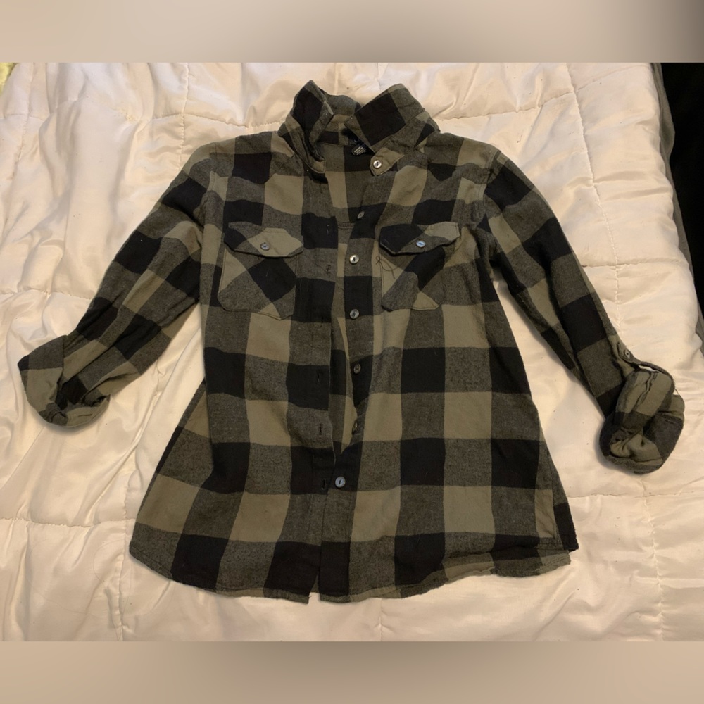 Justify flannel